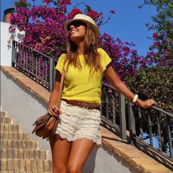 Whispers Ivory Lace Shorts Size Large SEXY! - Picture 6 of 7